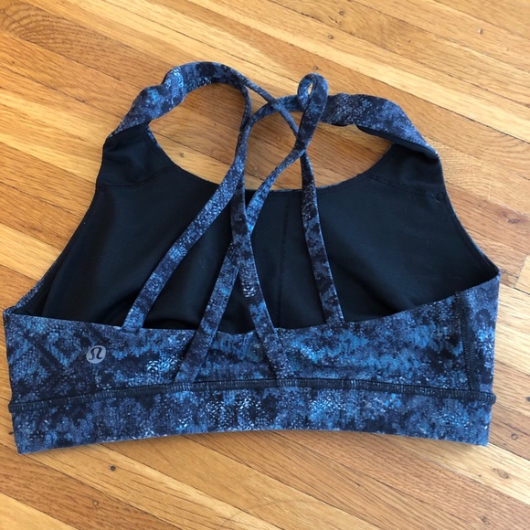 ✨EUC Lululemon Energy Bra! Great Print!✨ - Picture 2 of 3